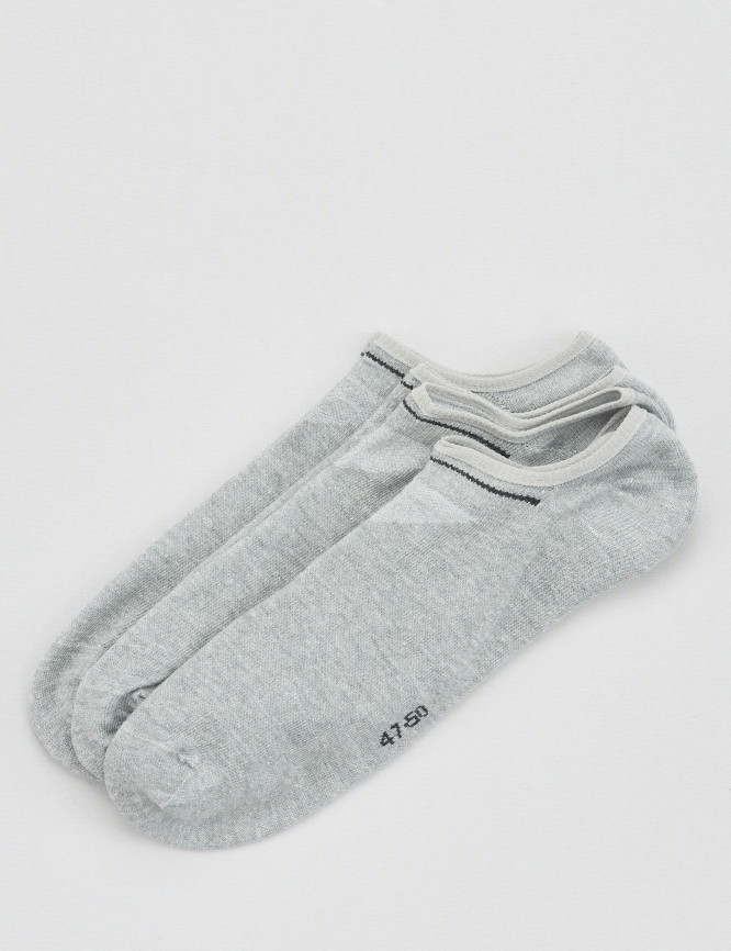 Laid Goods Front View