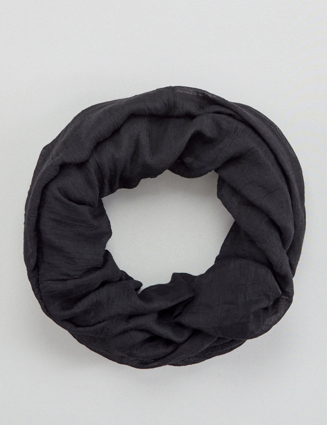 Laid Goods Front View