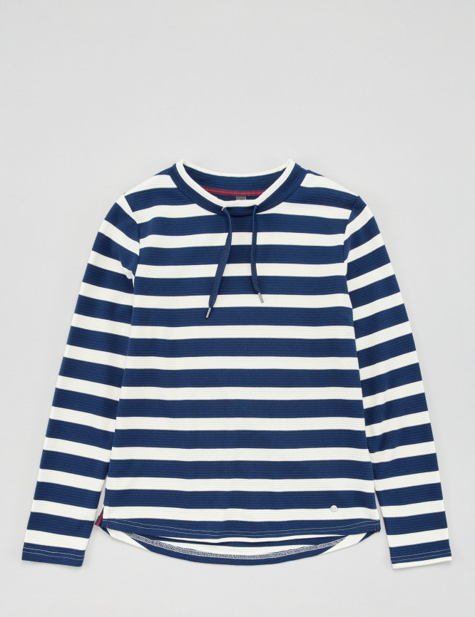 Laid Goods Front View