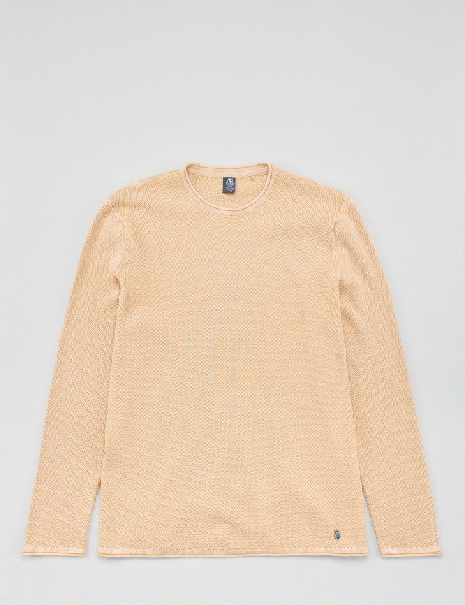 Laid Goods Front View