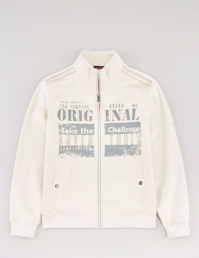 Laid Goods Front View