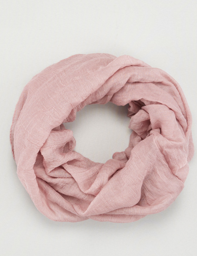 Laid Goods Front View