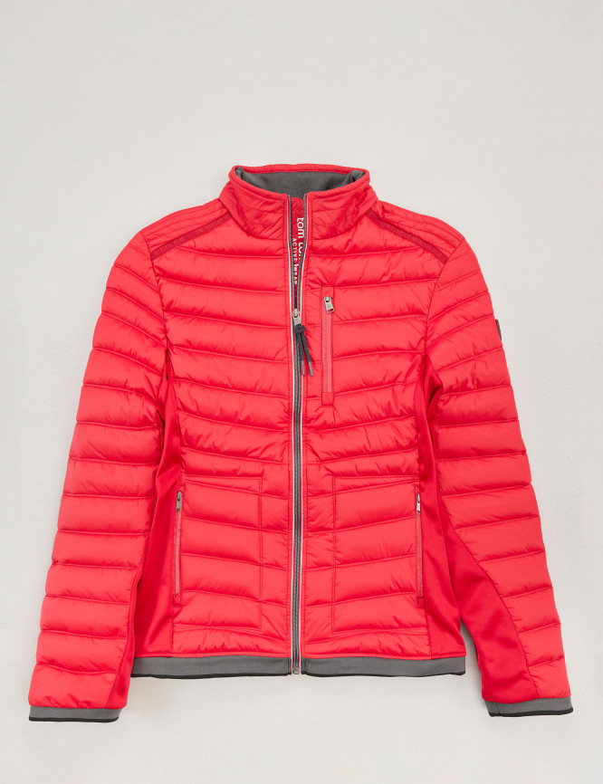 Laid Goods Front View