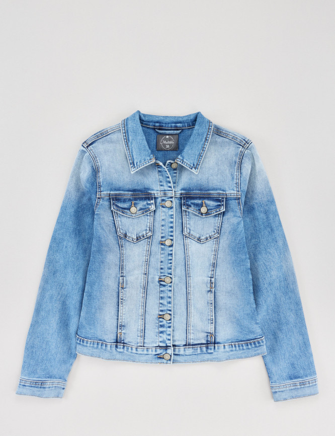 Laid Goods Front View