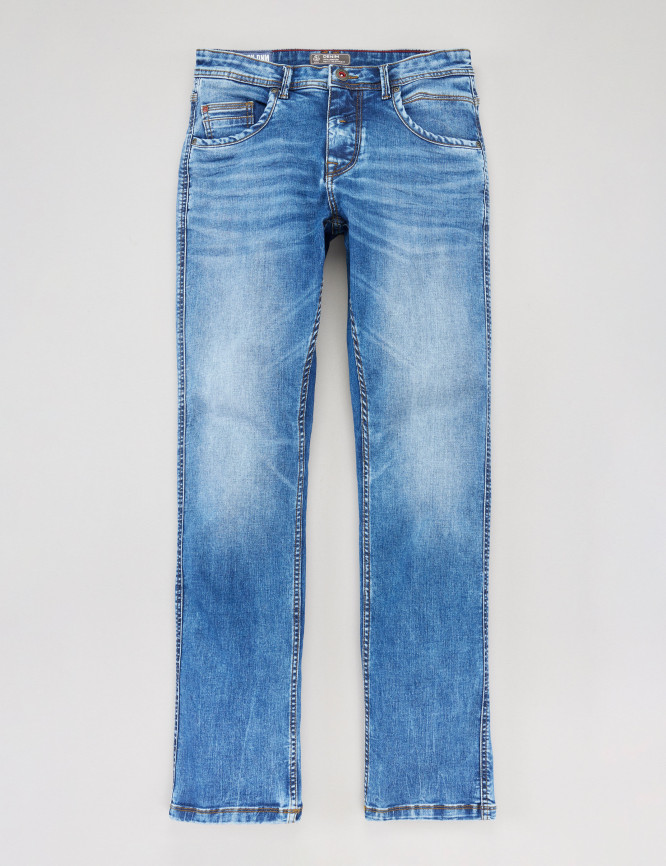 Laid Goods Front View