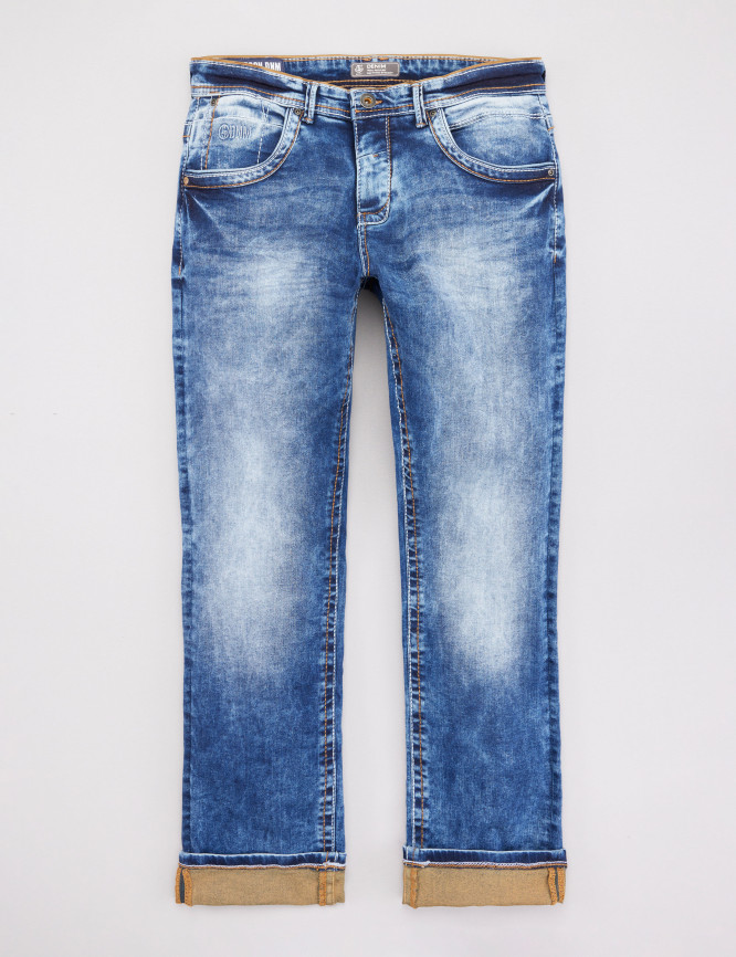 Laid Goods Front View