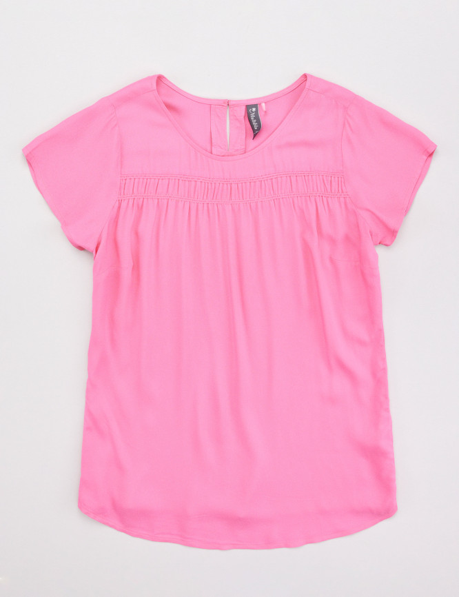 Laid Goods Front View