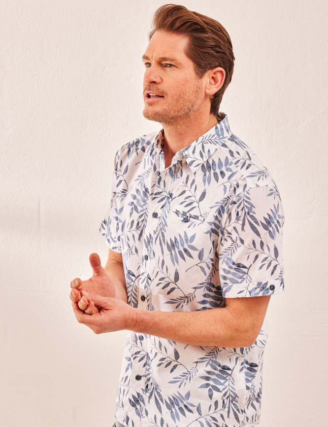 Laid Goods Front View