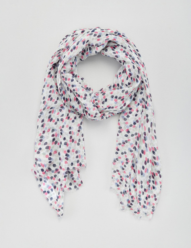 Laid Goods Front View