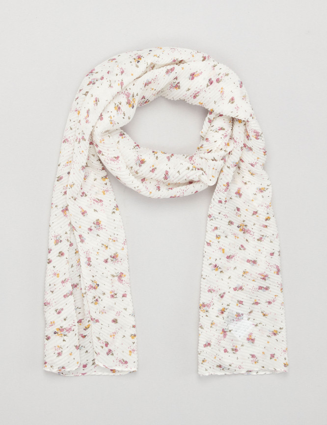 Laid Goods Front View