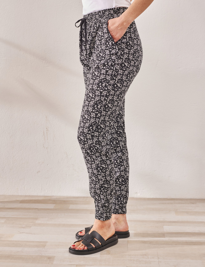 Laid Goods Front View