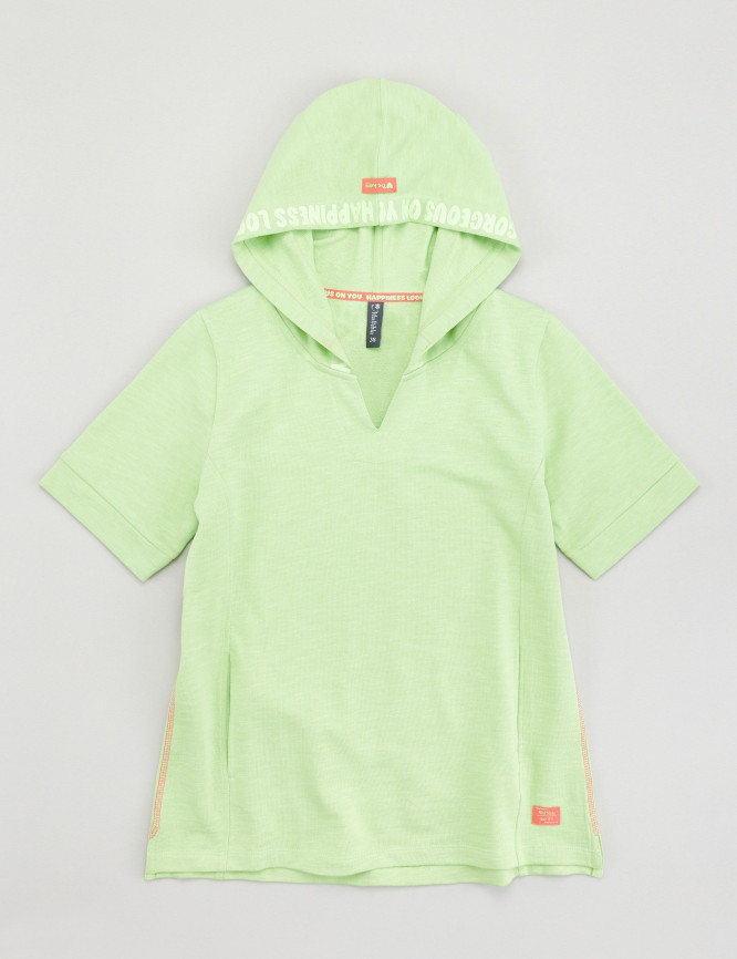 Laid Goods Front View