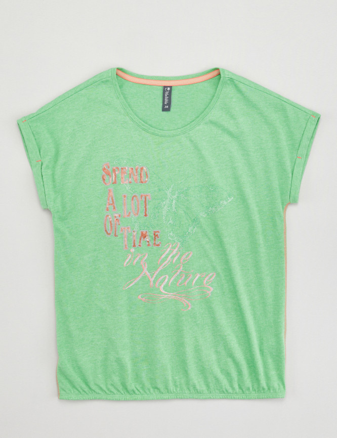 Laid Goods Front View