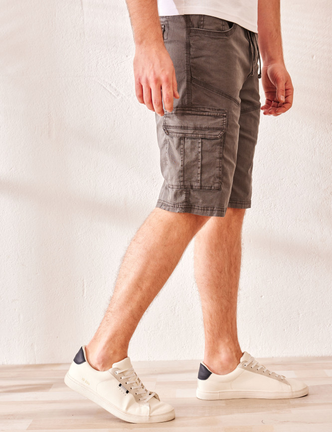 Laid Goods Front View