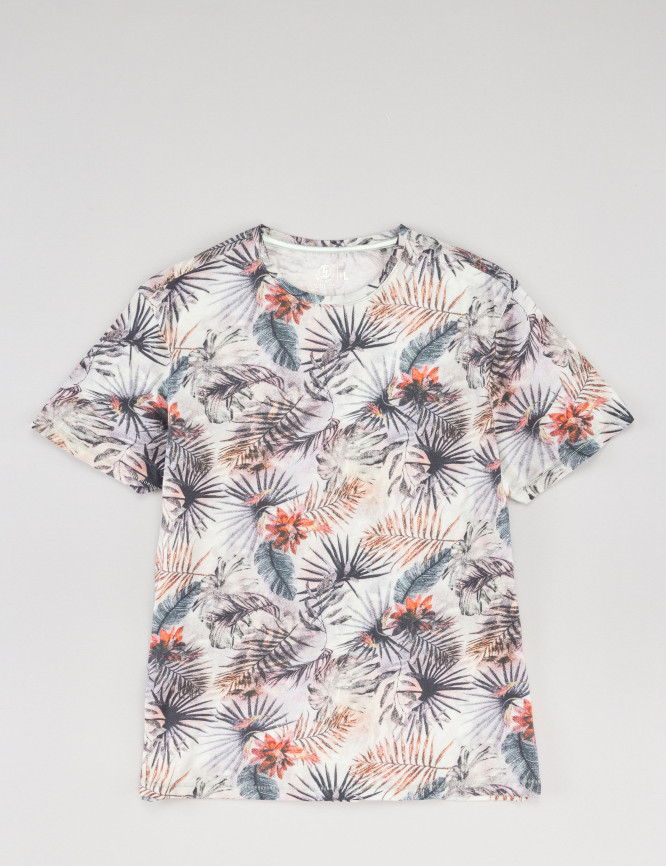 Laid Goods Front View