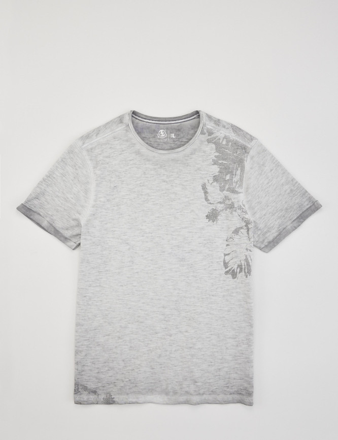 Laid Goods Front View