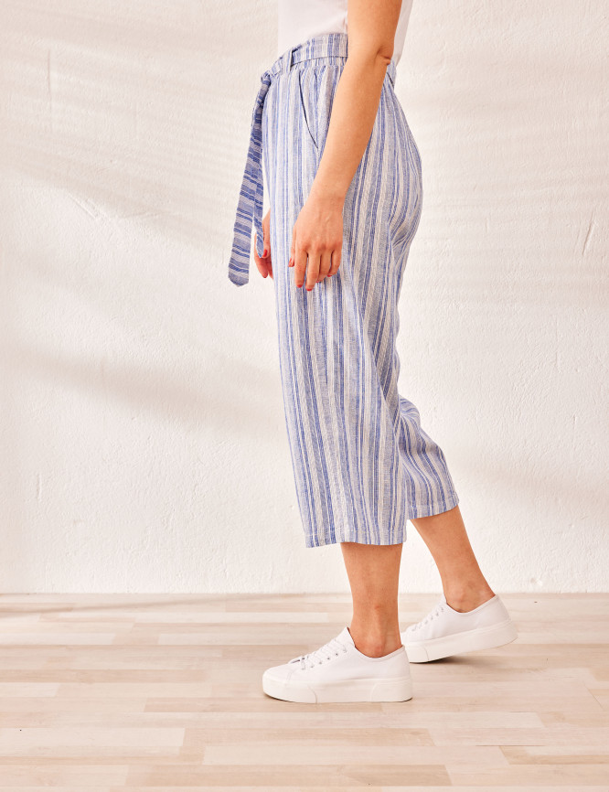 Laid Goods Front View