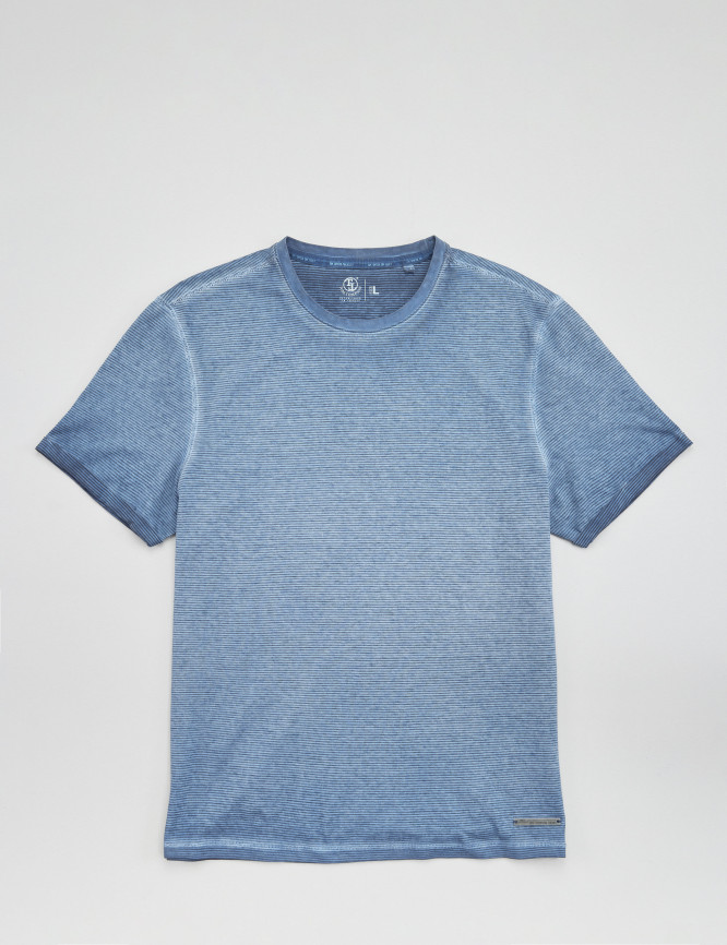 Laid Goods Front View