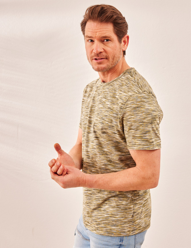 Laid Goods Front View