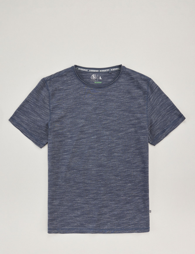 Laid Goods Front View