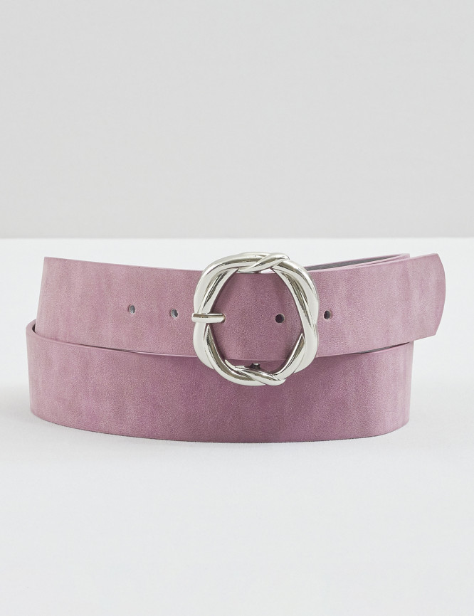 Laid Goods Front View