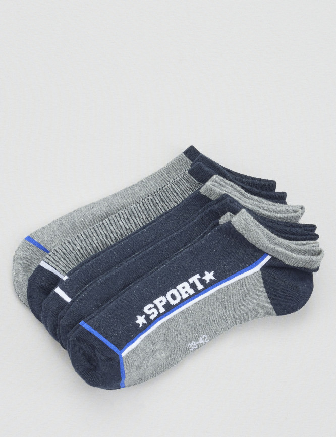 Laid Goods Front View