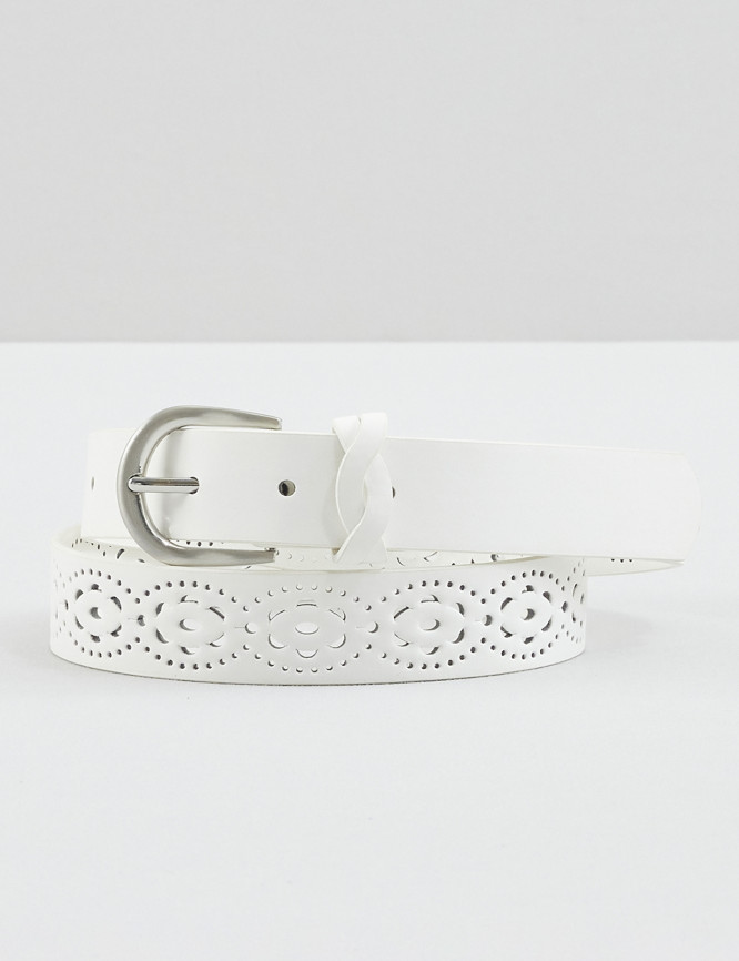 Laid Goods Front View