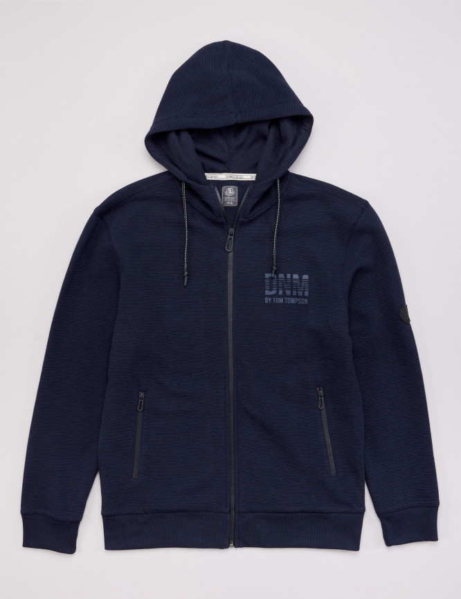 Laid Goods Front View