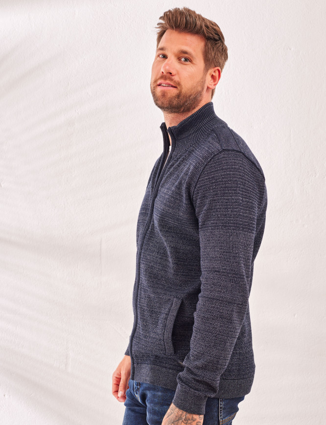 Laid Goods Front View