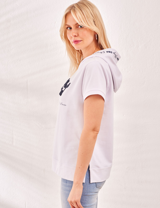 Laid Goods Front View