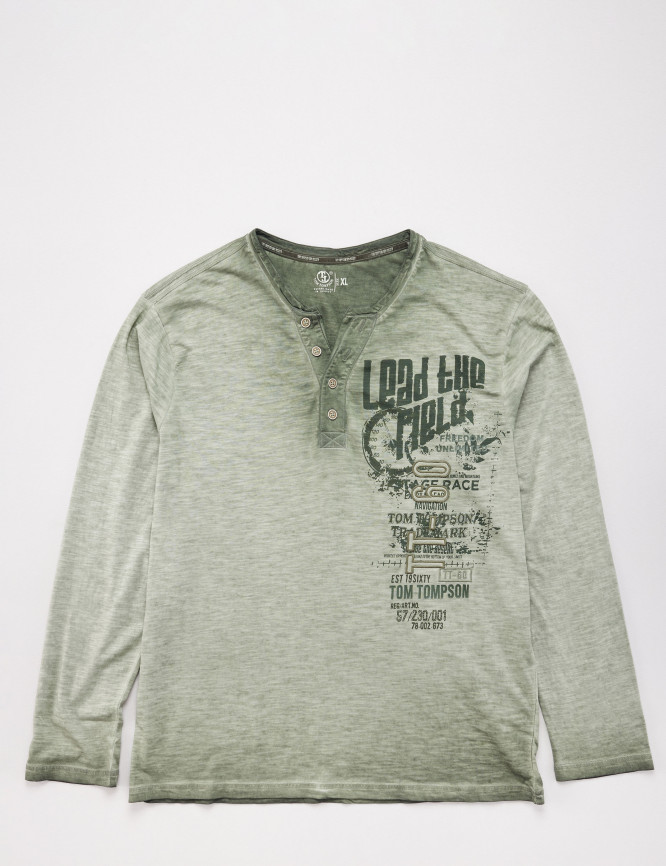 Laid Goods Front View