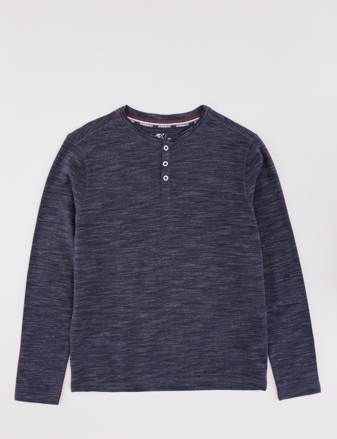 Laid Goods Front View