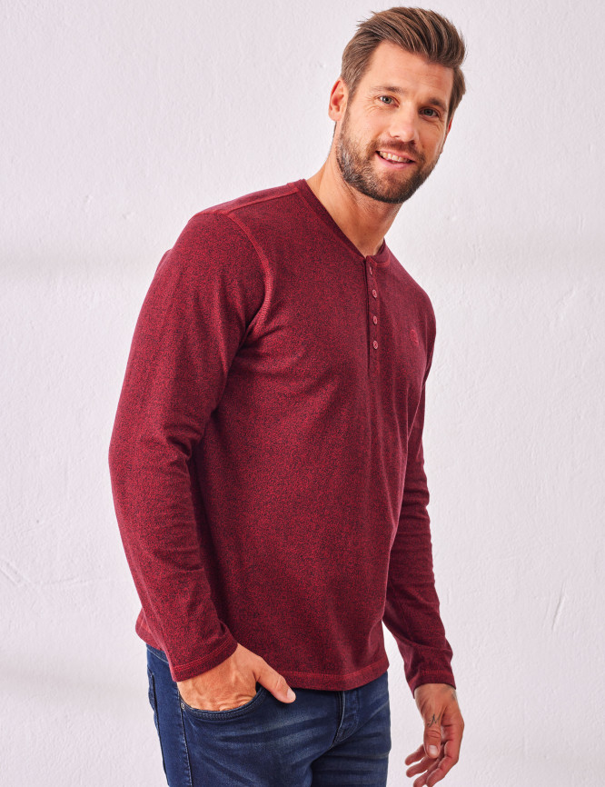 Laid Goods Front View