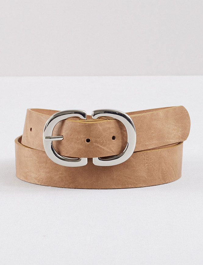 Laid Goods Front View