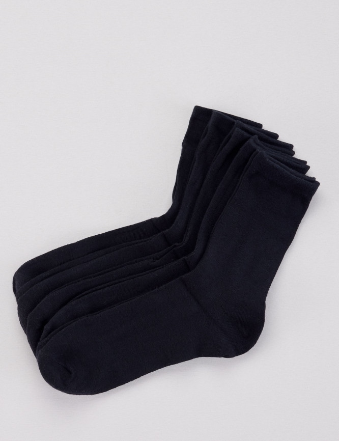 Laid Goods Front View