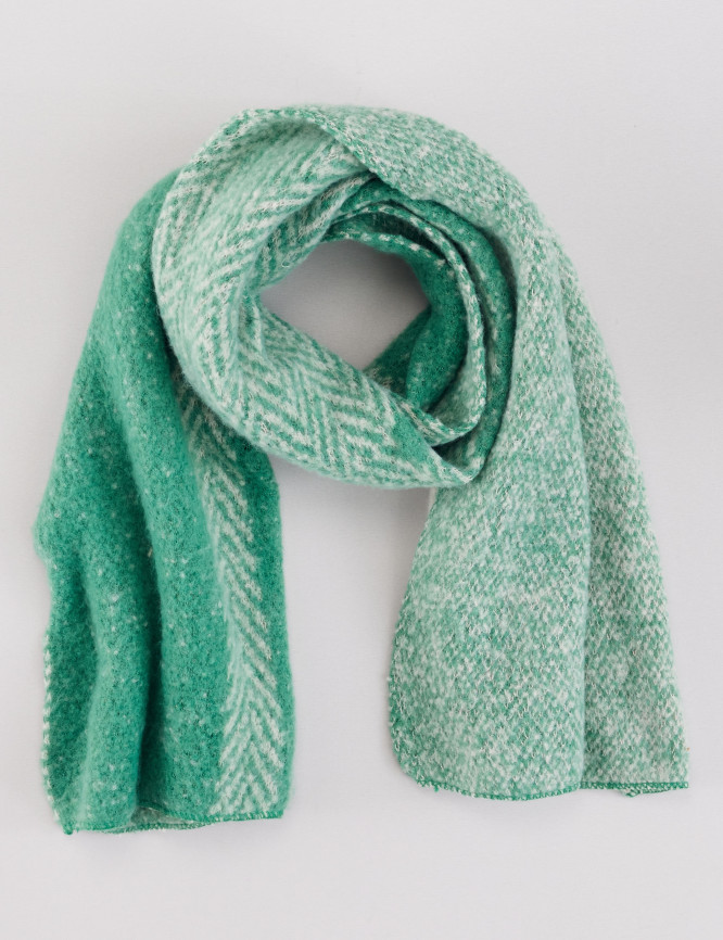 Laid Goods Front View