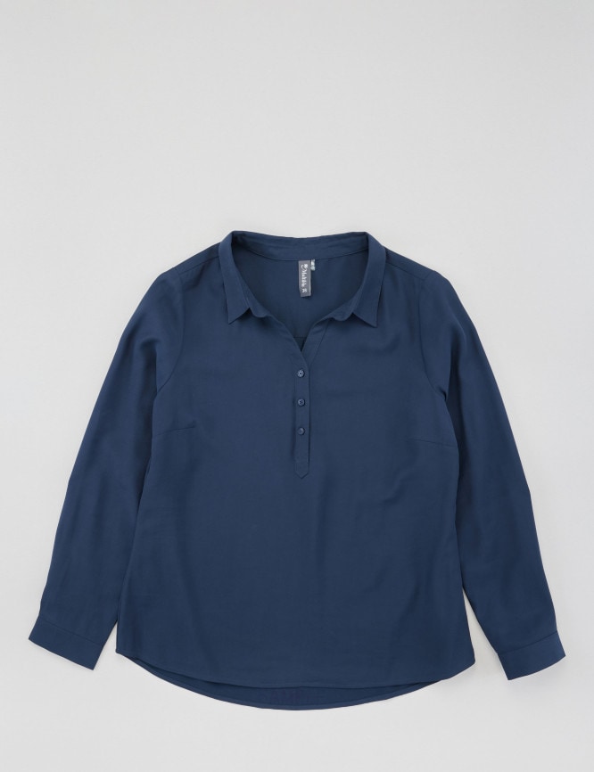 Laid Goods Front View