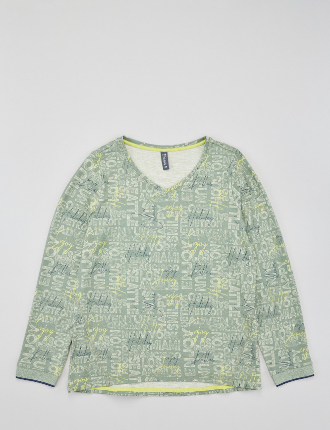 Laid Goods Front View