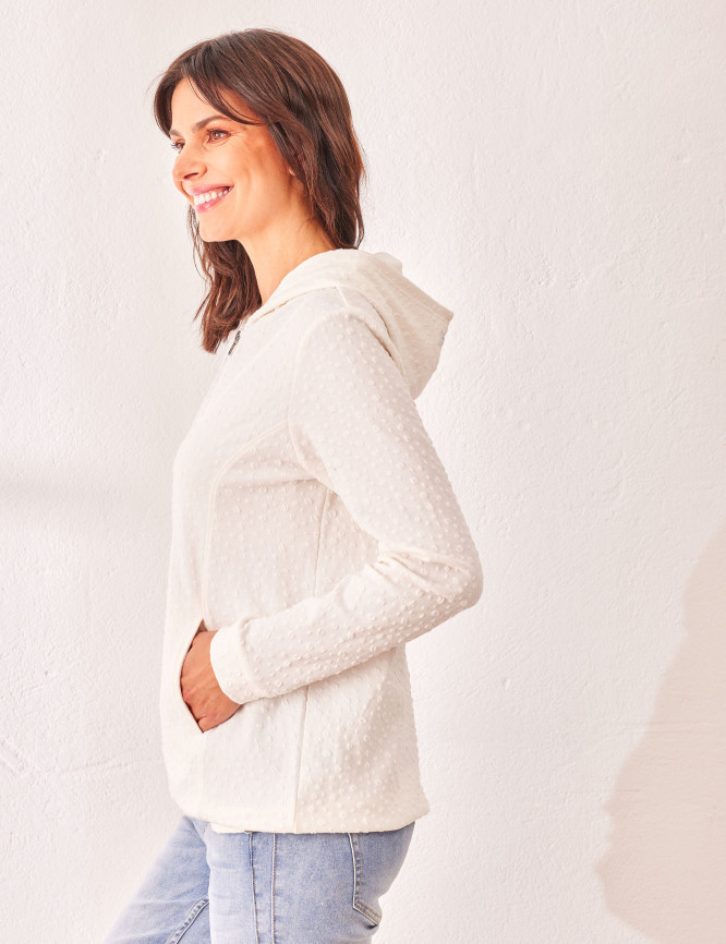 Laid Goods Front View