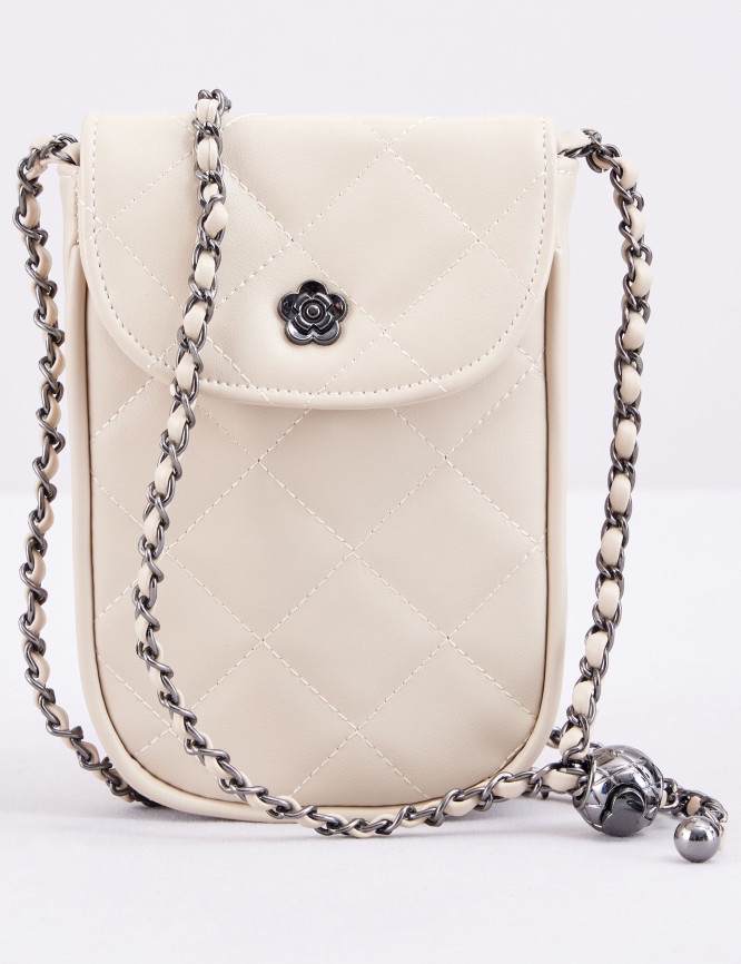 Laid Goods Front View