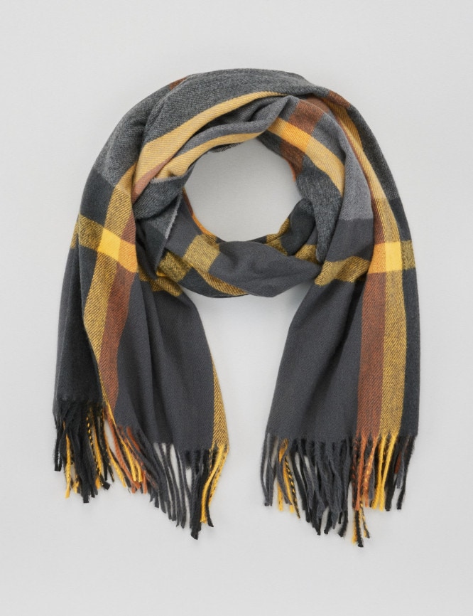 Laid Goods Front View