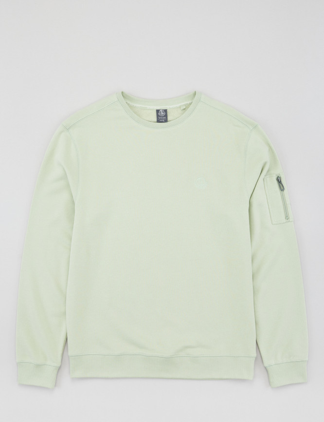 Laid Goods Front View