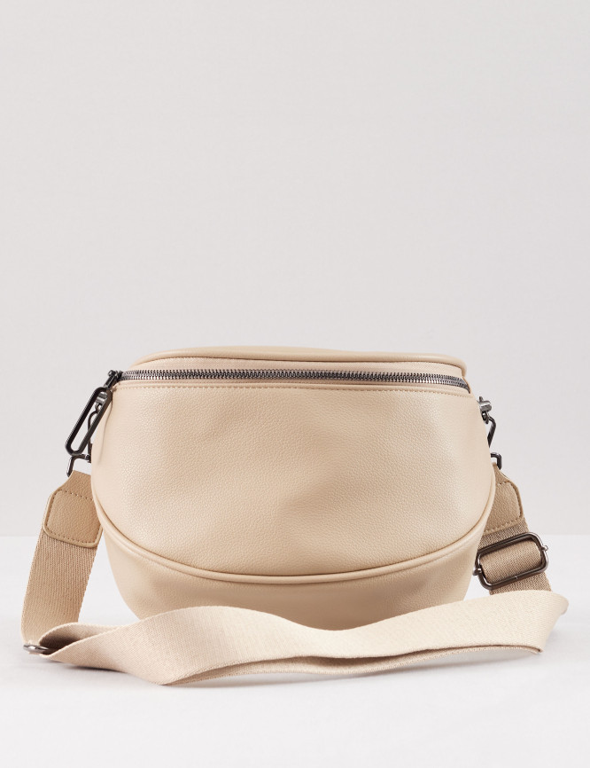 Laid Goods Front View