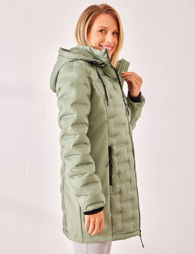 Laid Goods Front View