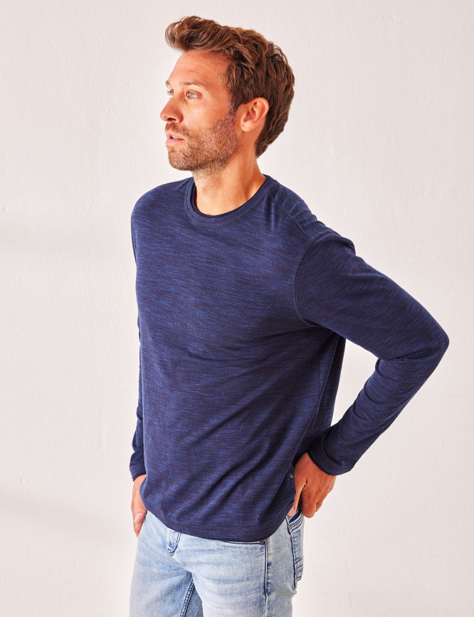 Laid Goods Front View