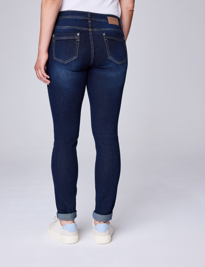 Model Back View