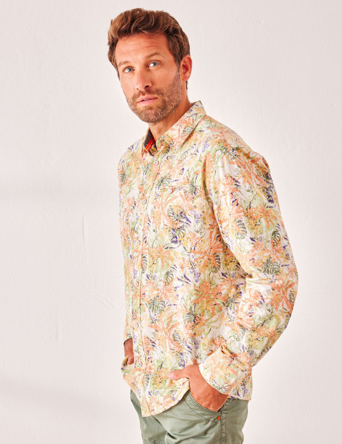 Laid Goods Front View