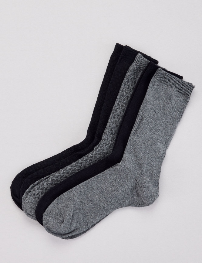 Laid Goods Front View