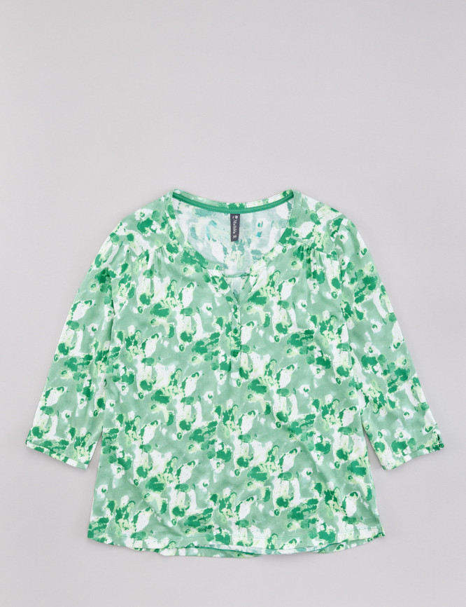 Laid Goods Front View