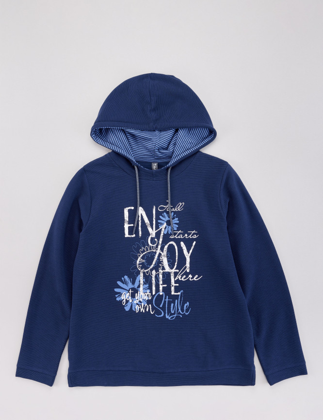 Laid Goods Front View